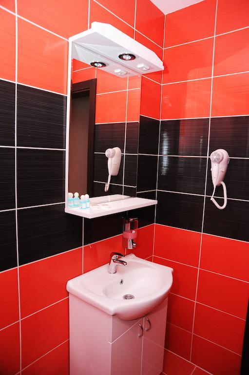 Garni Hotel Crystal Ice Nis Room photo